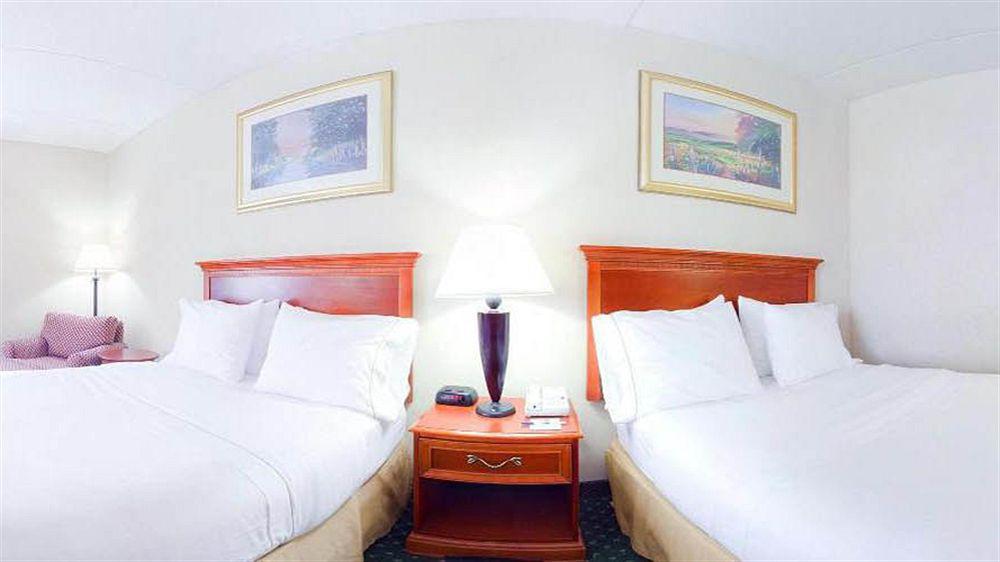 Holiday Inn Express Cambridge By Ihg Eksteriør billede
