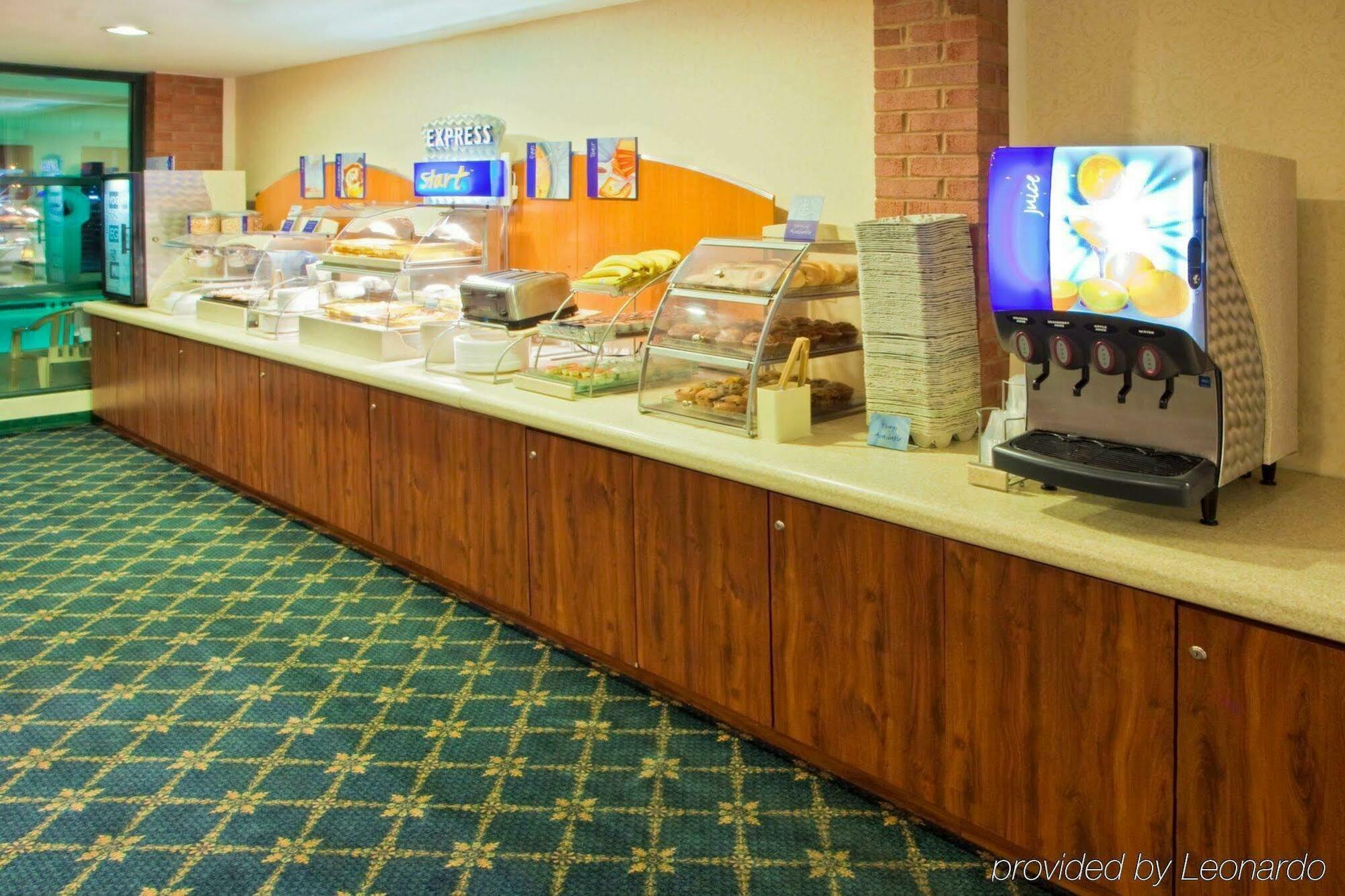 Holiday Inn Express Cambridge By Ihg Restaurant billede